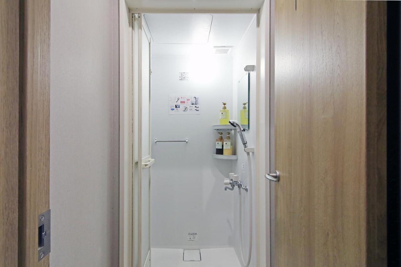Hotel cápsula Capsule Transit Shinjuku Tokio